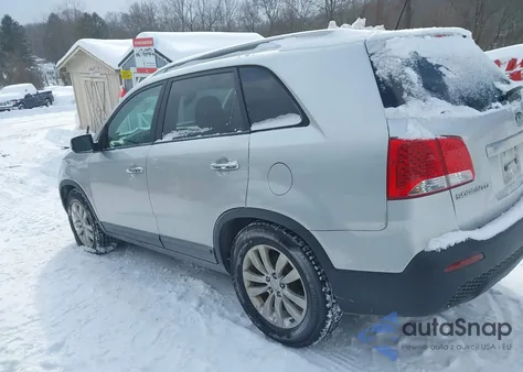 2011 Kia Sorento Lx V6 from USA, damaged, VIN 5XYKTDA25BG065835